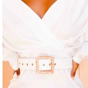 Pretty Little Things Elegant White leaf buckle Belt with Gold